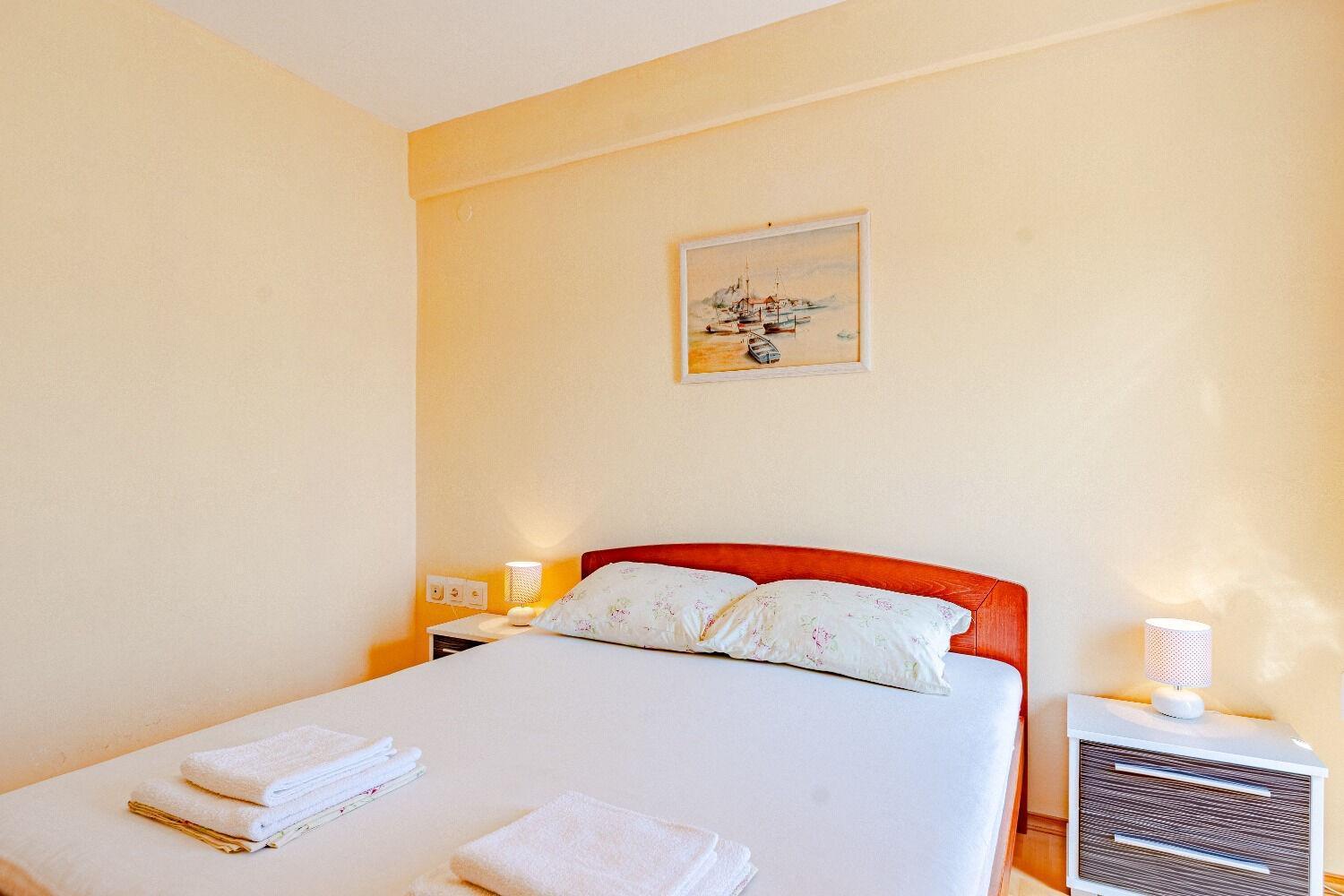 Mir Apartment