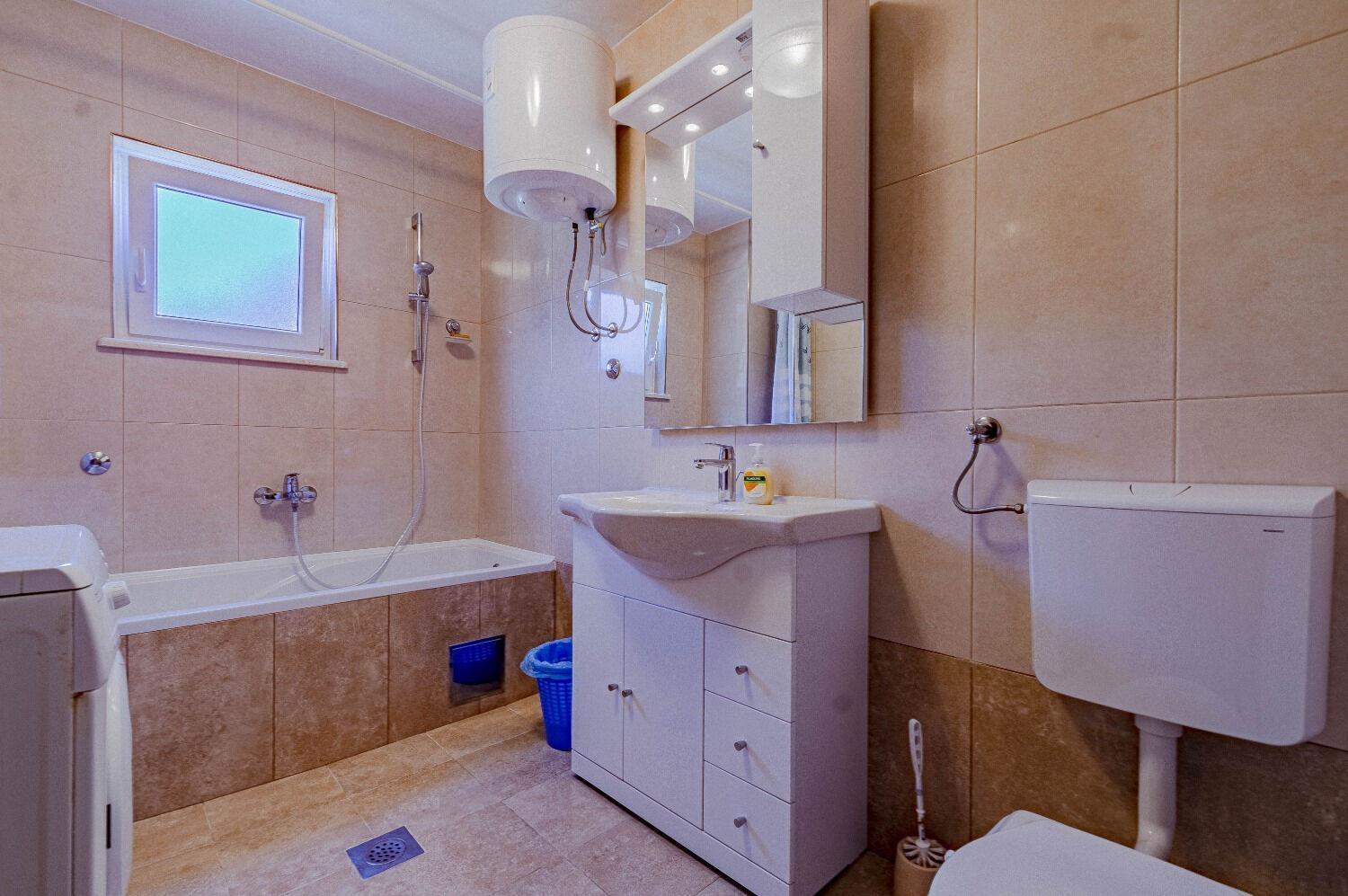 Apartment Mir *