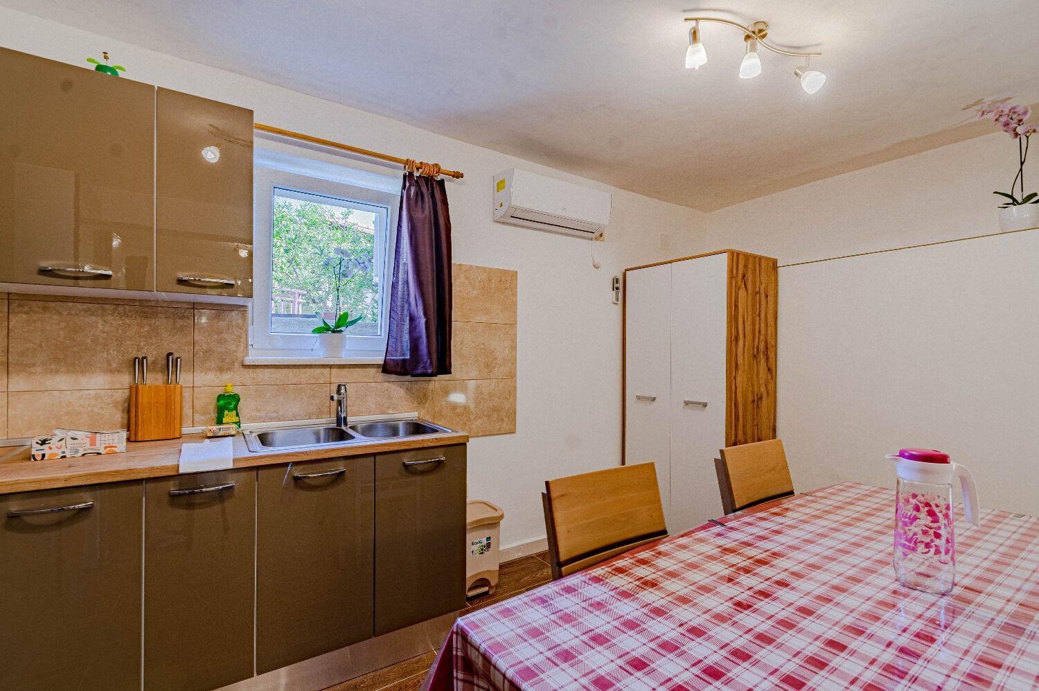 Apartment Mir *