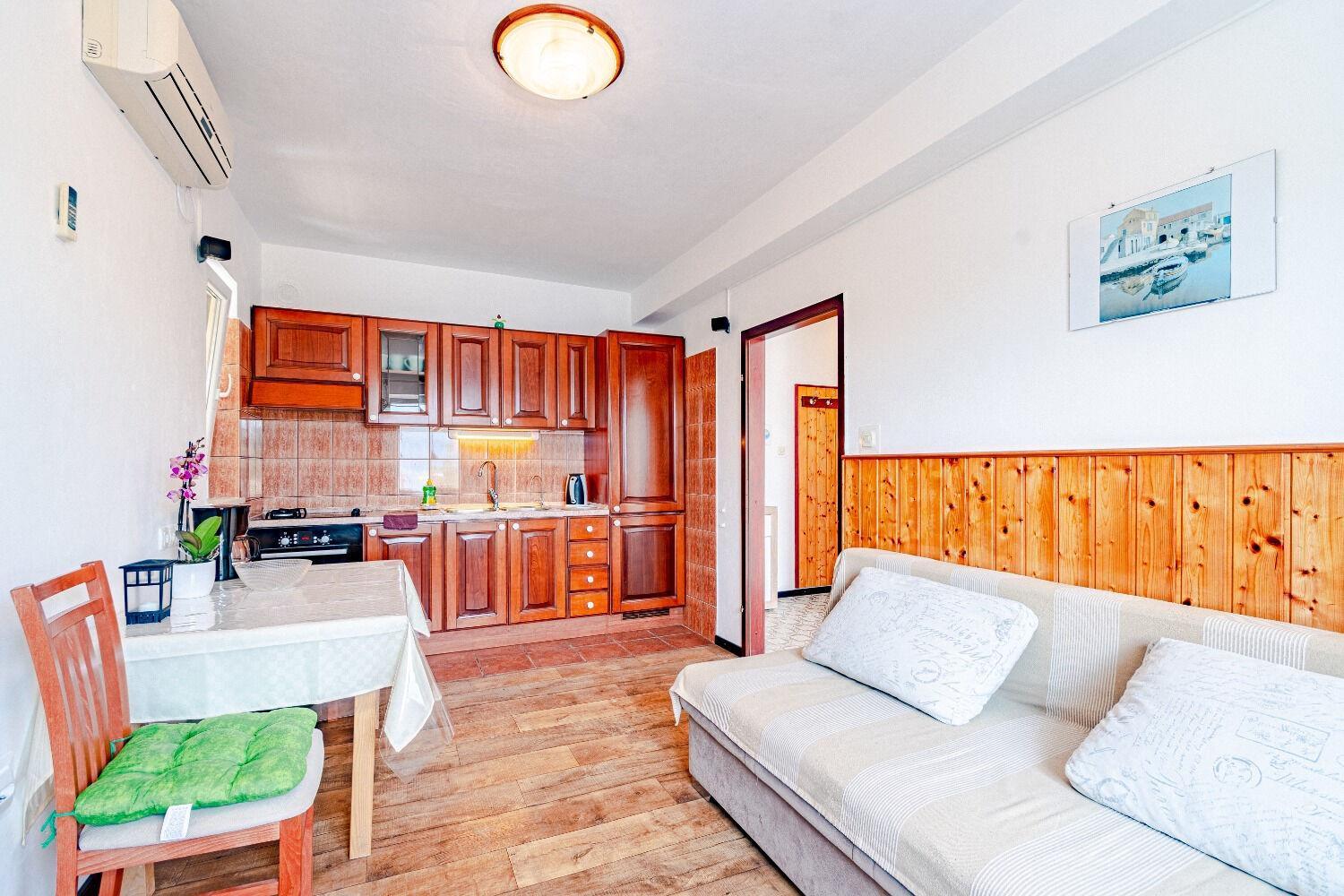 Mir Apartment *